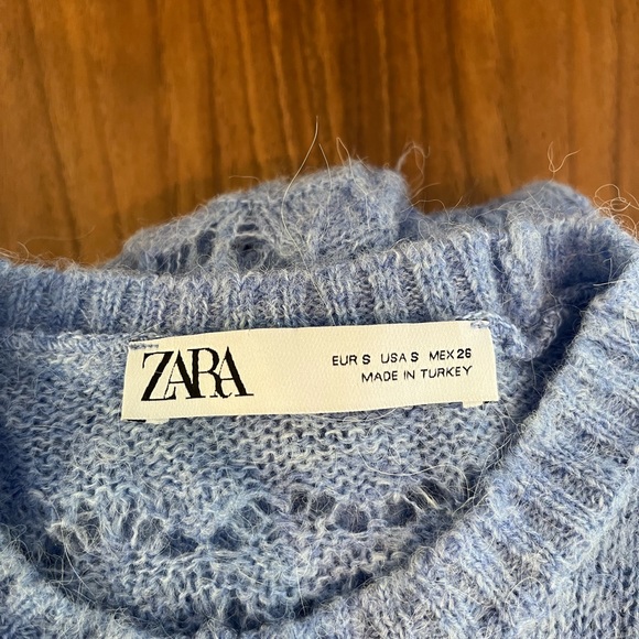 Zara cute cropped lavender knit